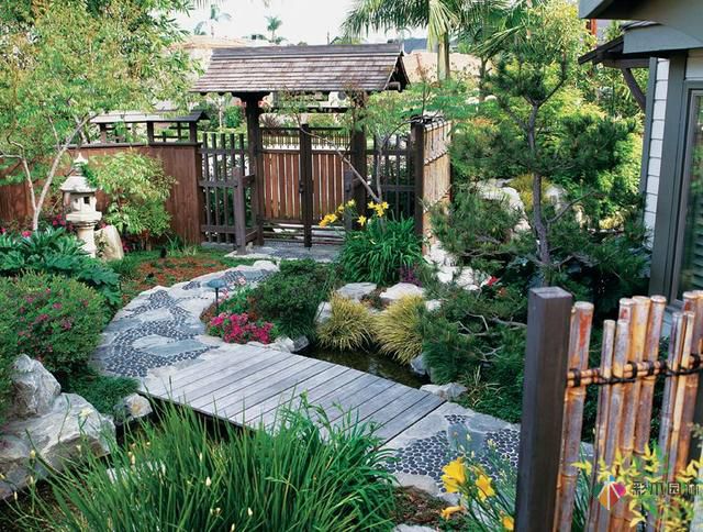 入户花园设计成就你的私家花园之景!